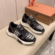 Burberry Low Shoes